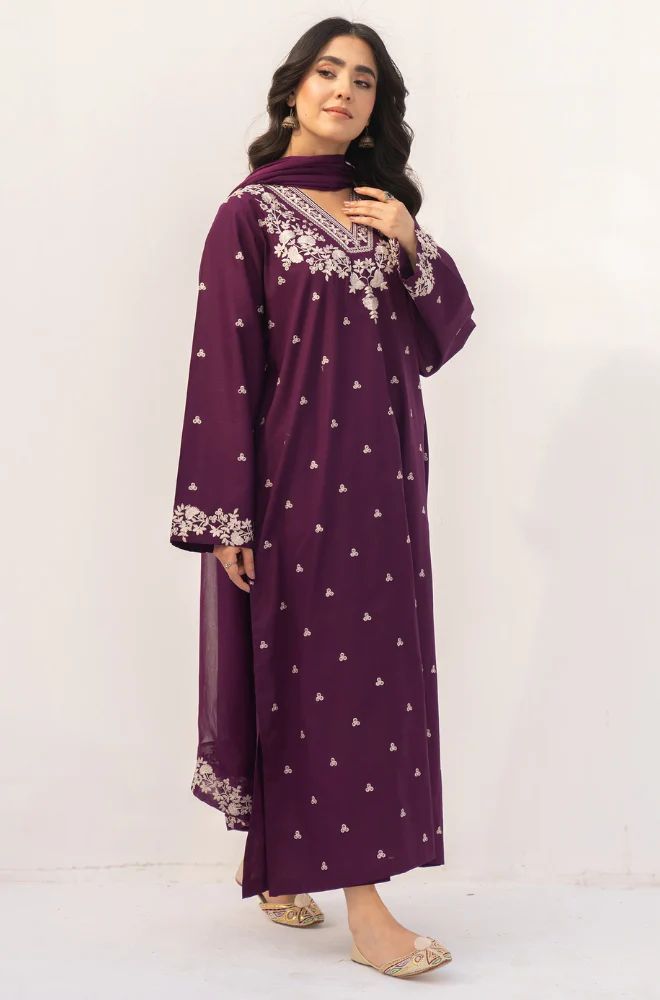 Lawn Embroidered 3Pc 545