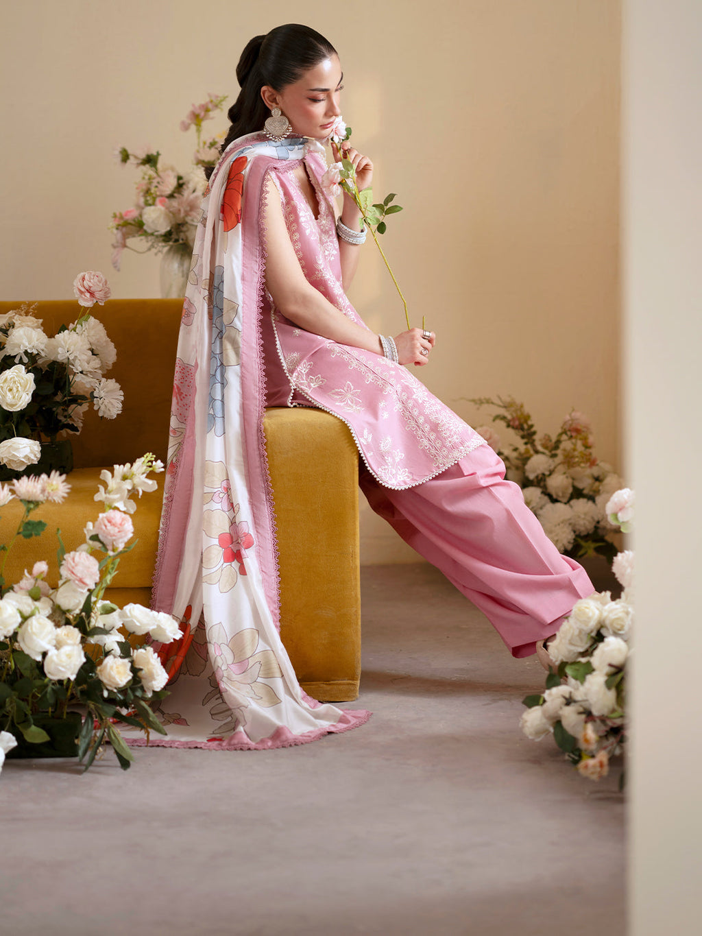 Lawn Embroidered 3Pc 543