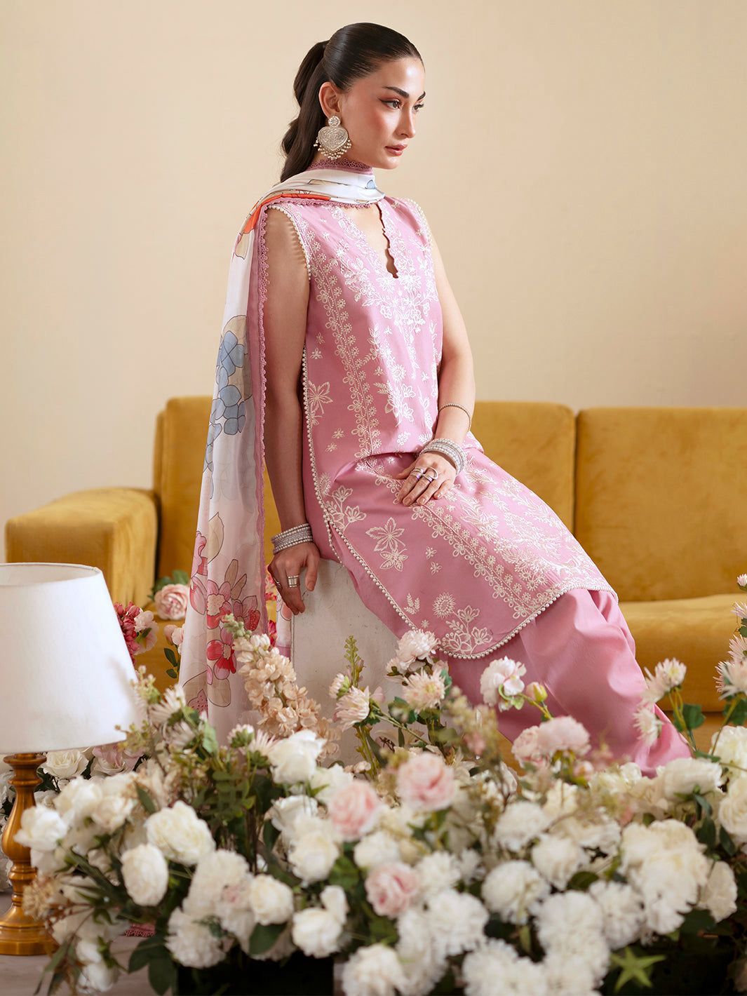 Lawn Embroidered 3Pc 543