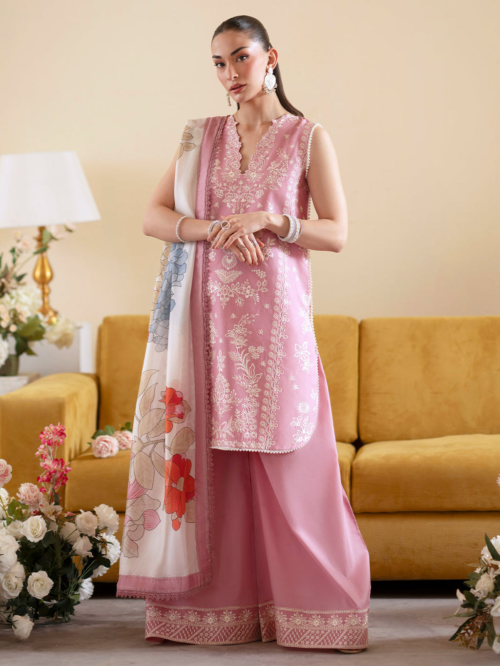 Lawn Embroidered 3Pc 543
