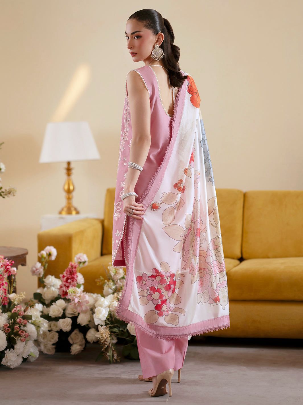Lawn Embroidered 3Pc 543