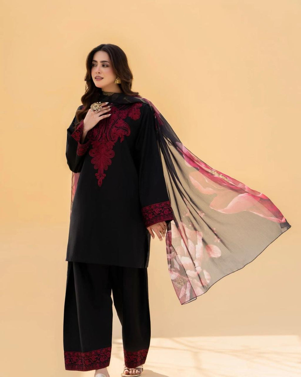 Lawn Embroidered 3Pc BR