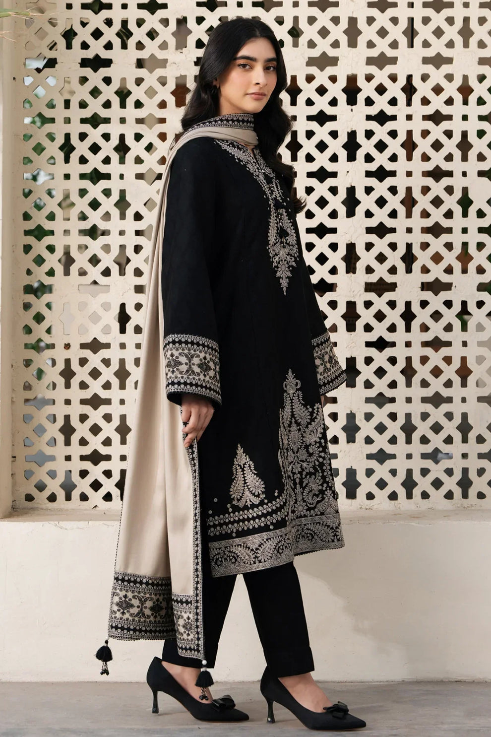 Lawn Embroidered 3Pc 506