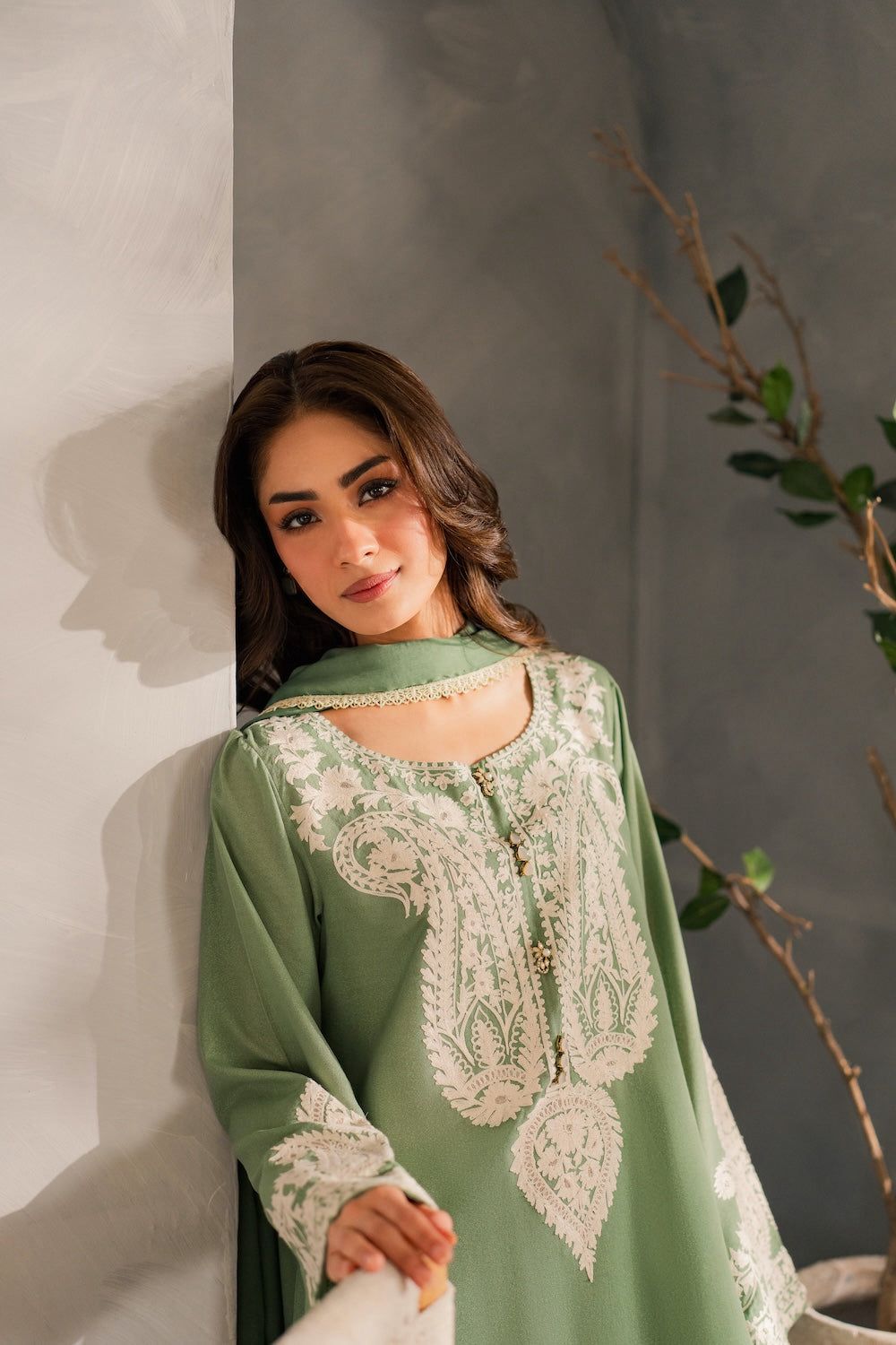 Lawn Embroidered 3Pc 550