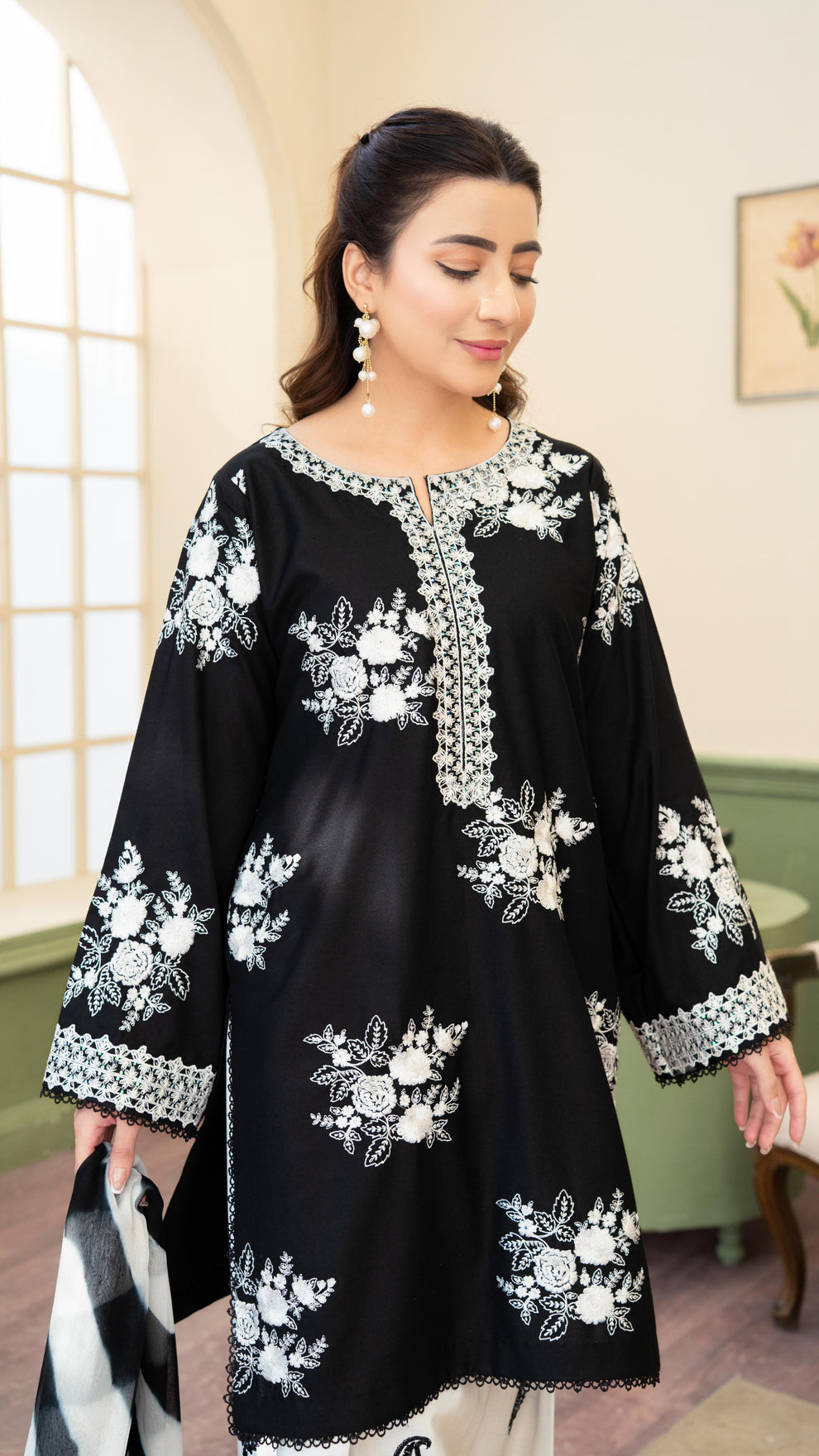 Lawn Embroidered 3Pc 4420