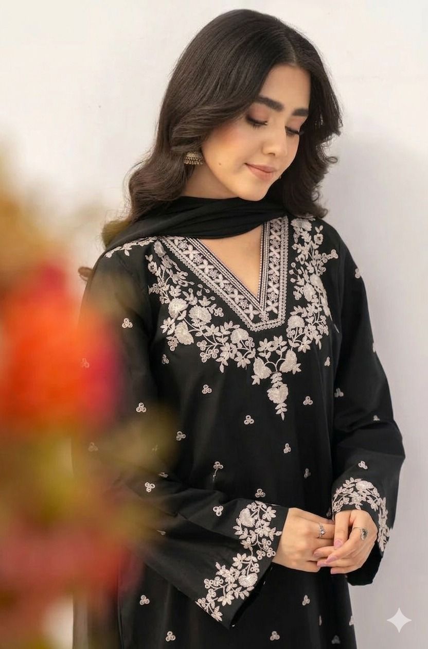 Lawn Embroidered 3Pc 545B